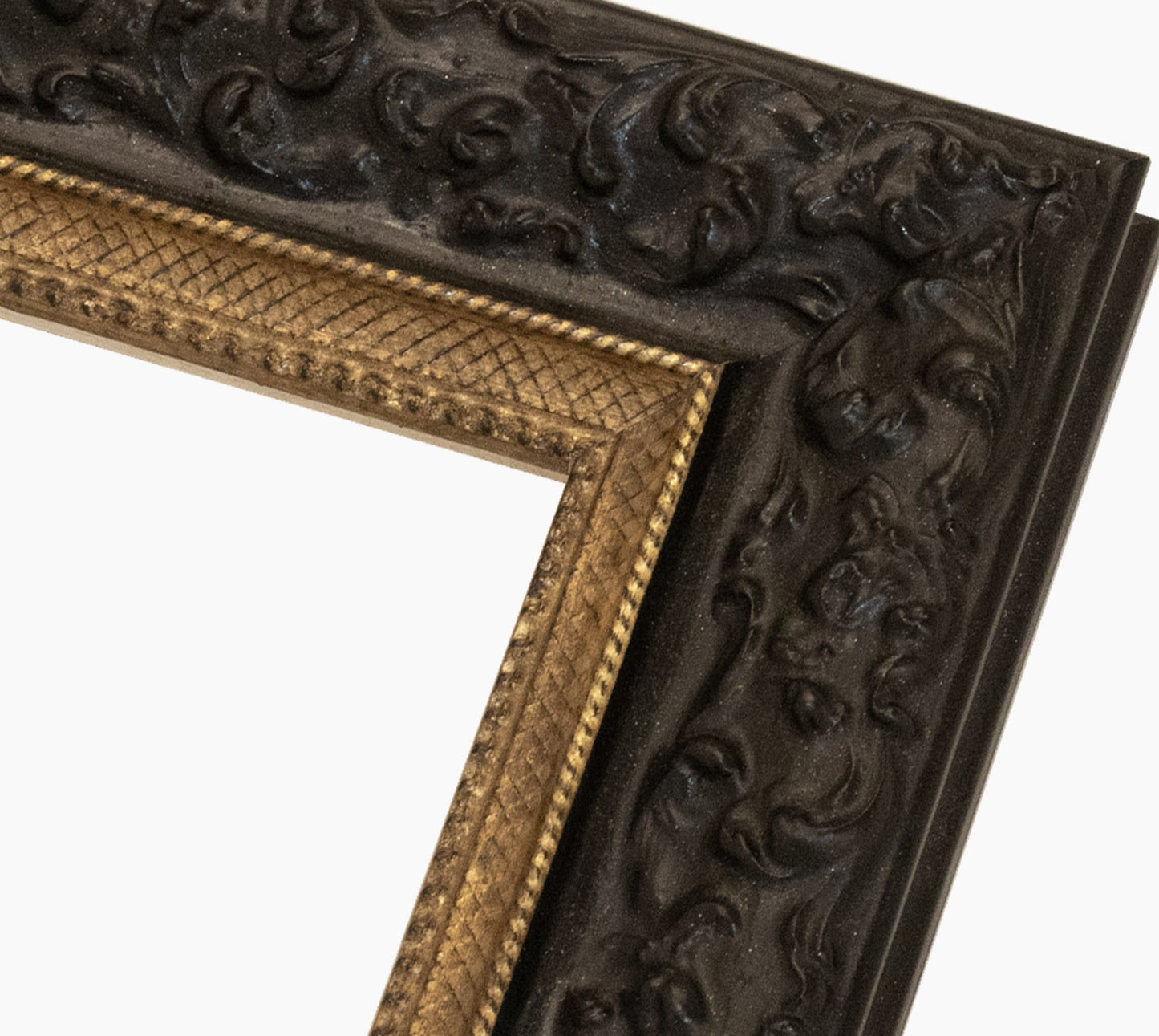 Cadre noire et or en bois sur mesure 4497.601