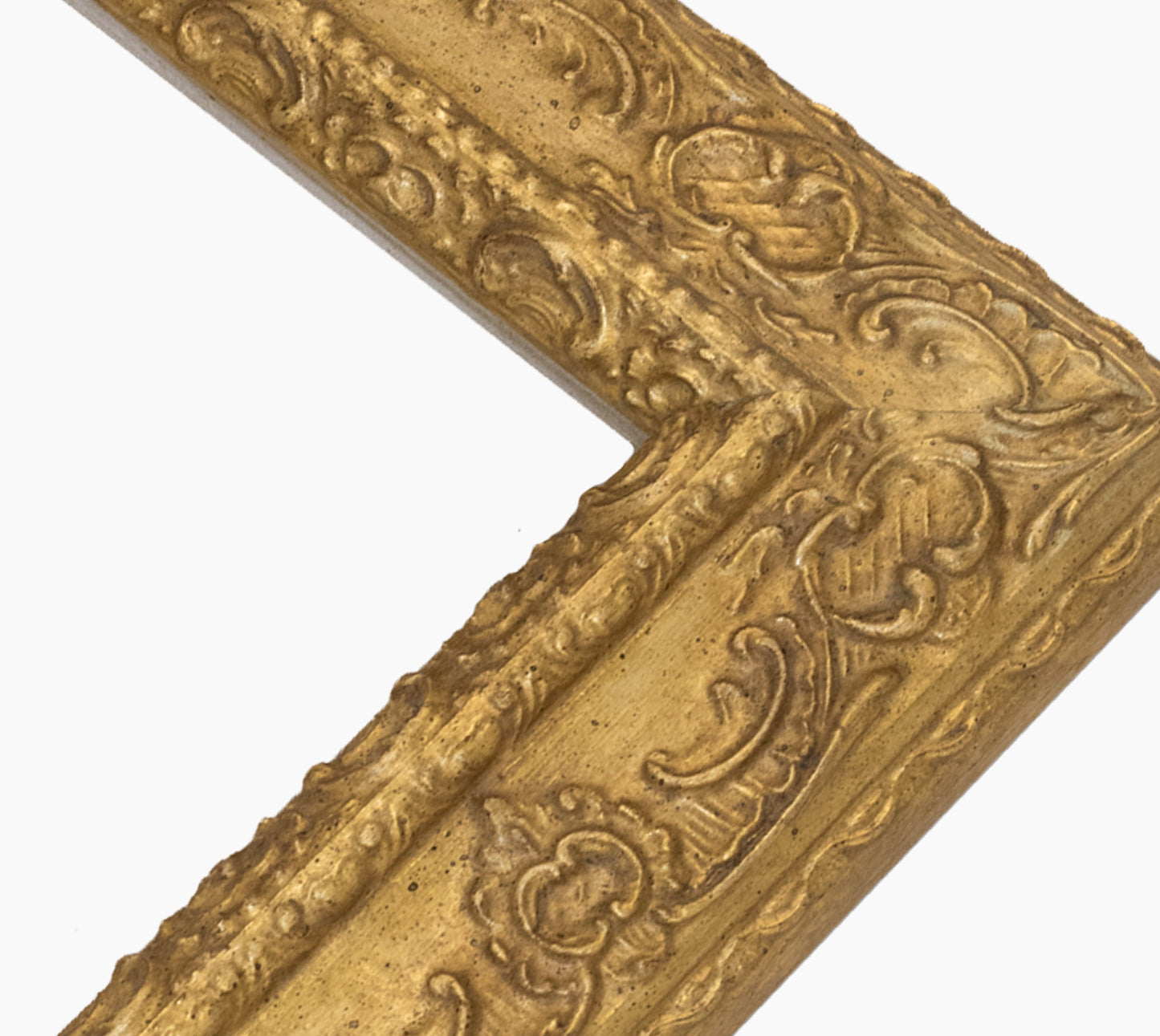 Cadre d'or en bois sur mesure 634.010