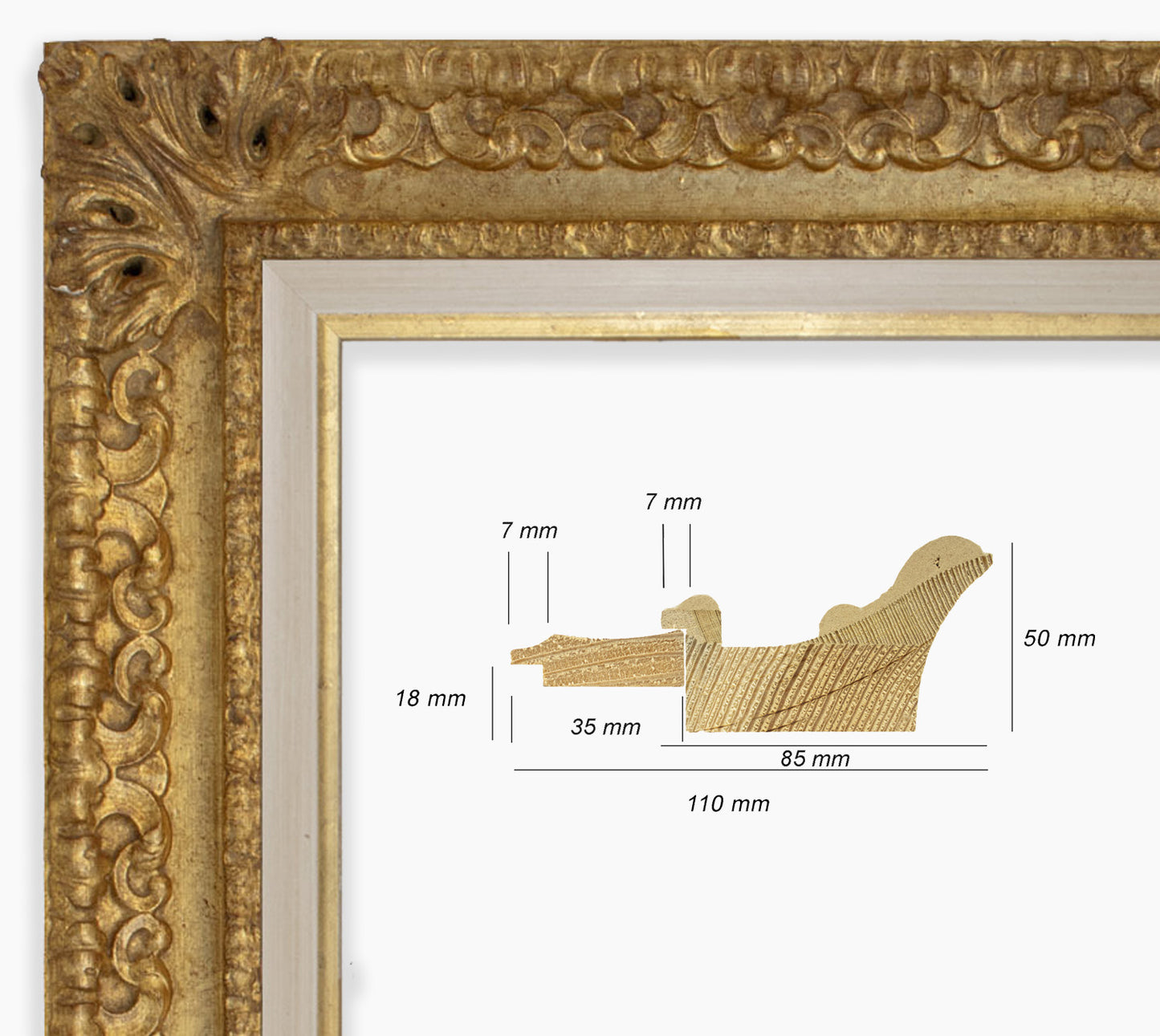 Baroque frame with gold leaf COR4480010135